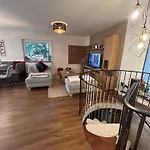 Haus Mit Sauna Am Waldrand - Naehe Brombachsee Altmuehlsee 別荘 Windsbach